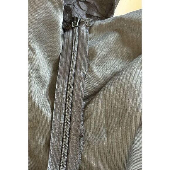 Arula Sleeveless Lace Smocked Back Ruffled Bottom Women's Top Plus Size 18 - Picture 5 of 9